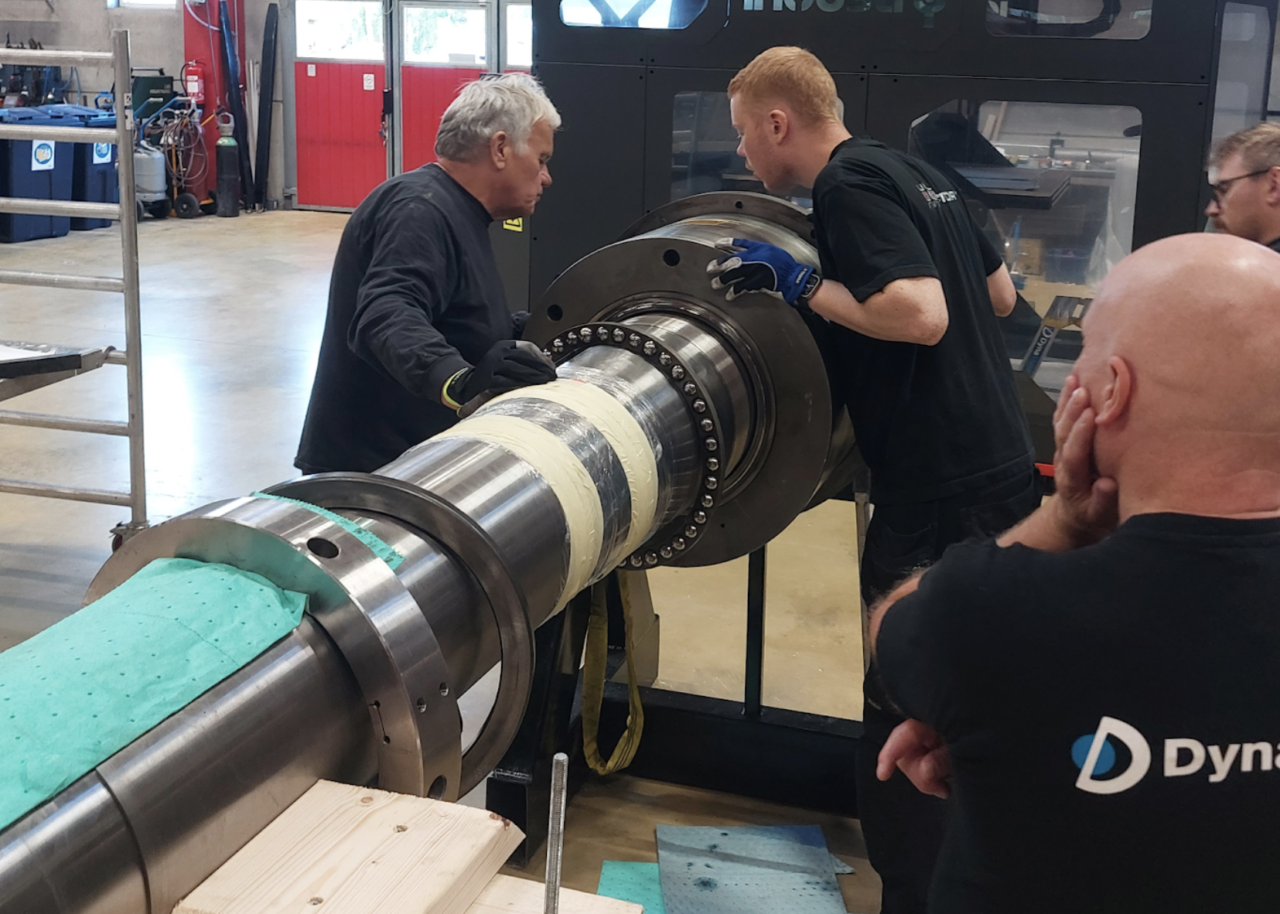 Renovering av 2800 kg tung svarvspindel